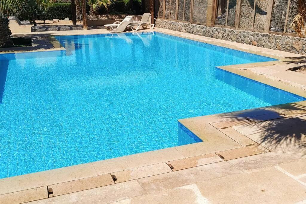 Luxury In The Heart Of Gouna Хургада Екстериор снимка