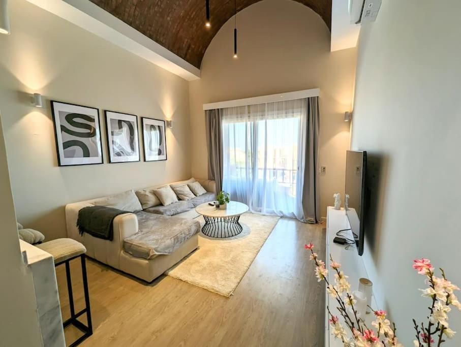Luxury In The Heart Of Gouna Хургада Екстериор снимка